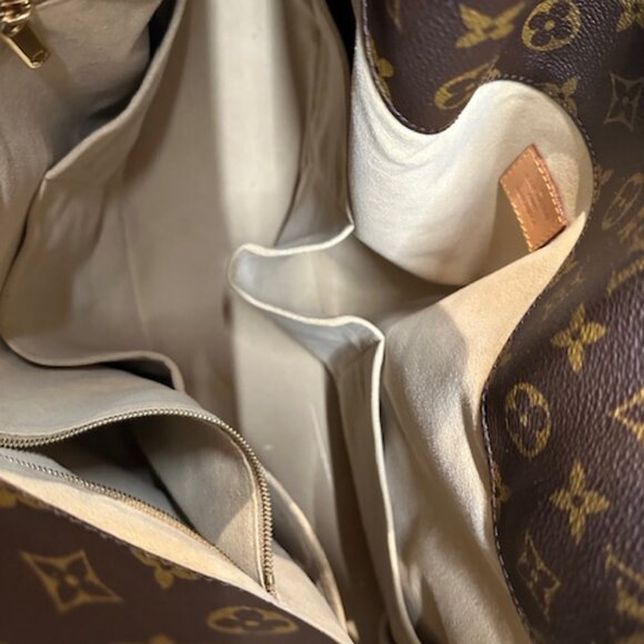 Louis Vuitton LV Monogram Artsy - Picture 11 of 16
